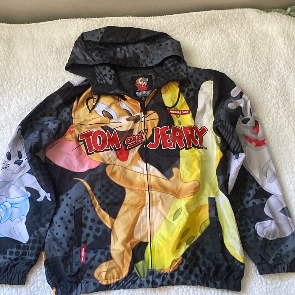 🐱🐭 Tom and Jerry MEMBERS ONLY Jacket with hood Size: M Never worn NWOT